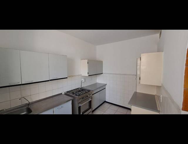 2 BEDROOM APARTMENT FOR SALE IN PARKTOWN